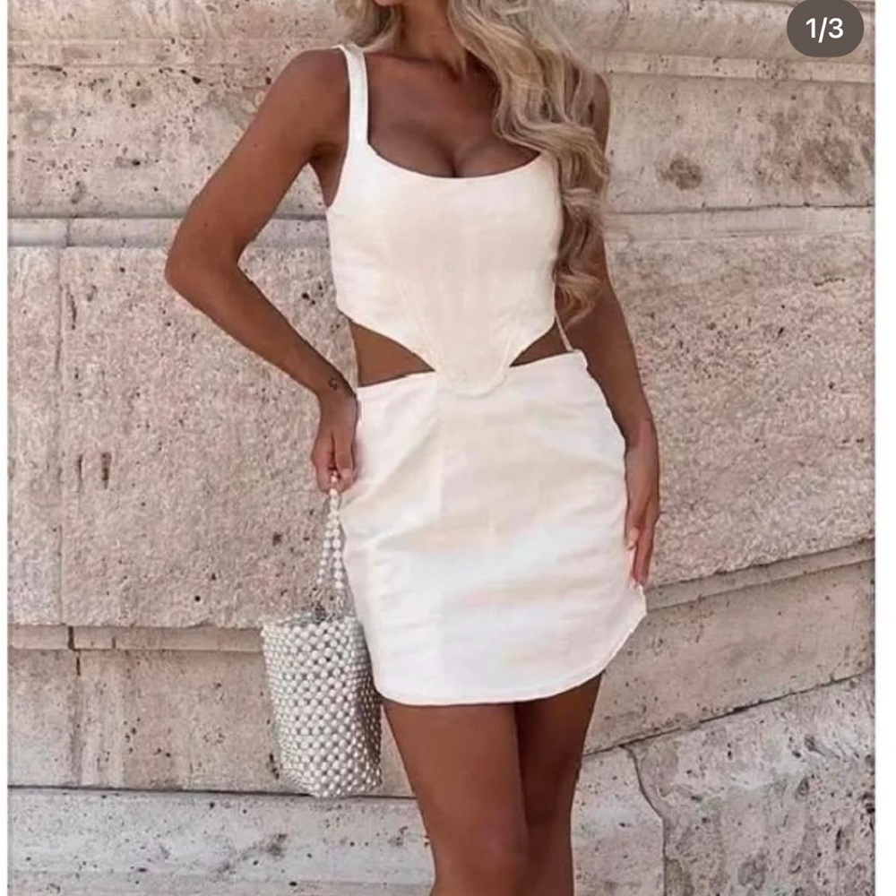 Zara Elegant White Cut-Out Dress